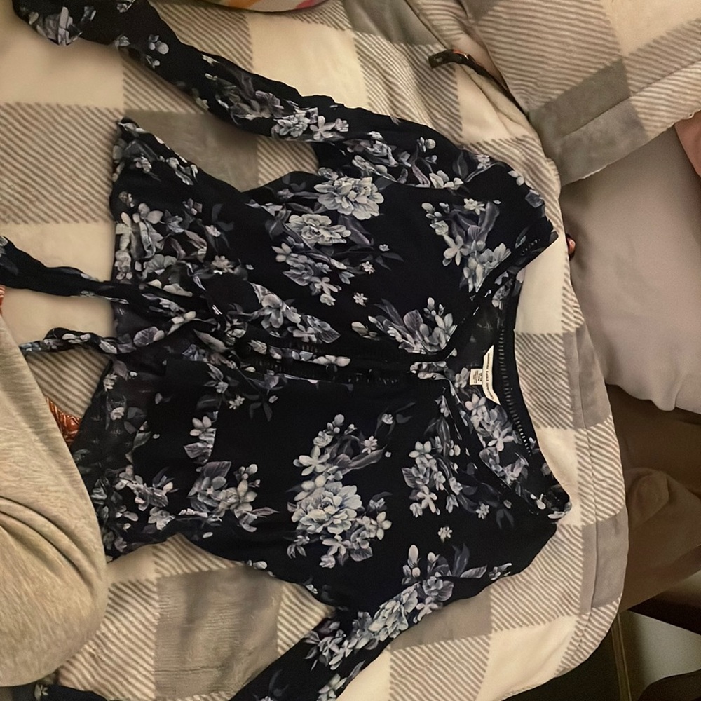 Long sleeve floral shirt